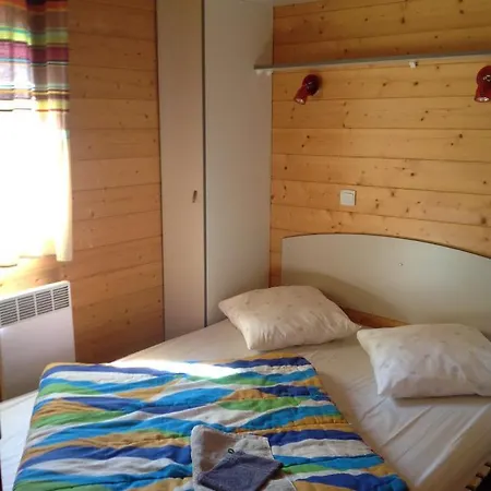 Le Pont D'allagnon Campsite Lempdes sur Allagnon